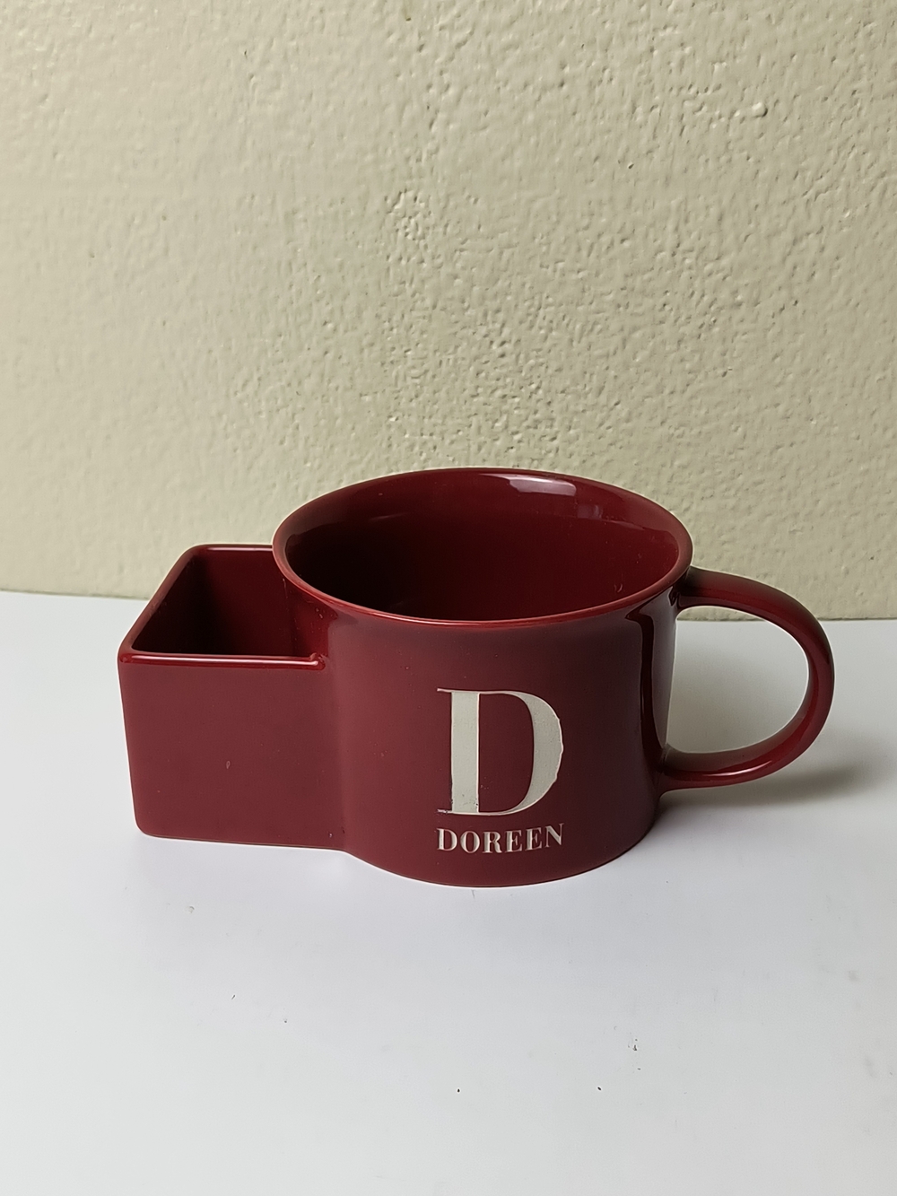 Red Ceramic Mug with Built-In Snack Holder - Dishwasher Safe Microwave & oven